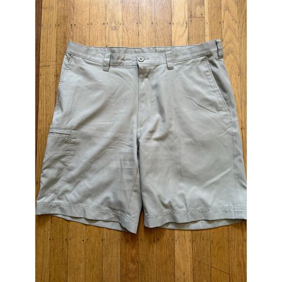 Pro Tour Men’s cargo Beige Golf Shorts 100% Polyester Flat Front Size 36 Waist - Picture 1 of 6